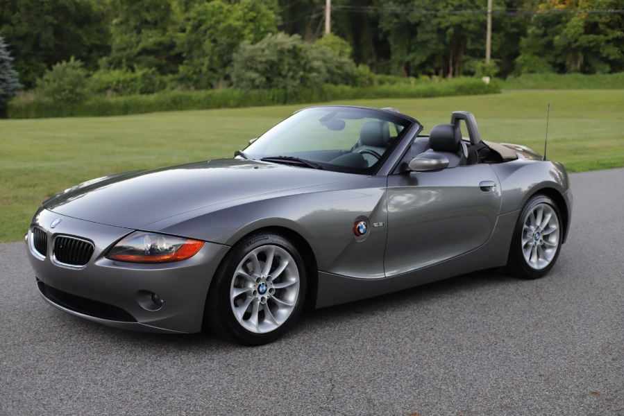 2003 BMW Z4 Z4 2dr Roadster 2.5i, available for sale in North Salem, New York | Meccanic Shop North Inc. North Salem, New York