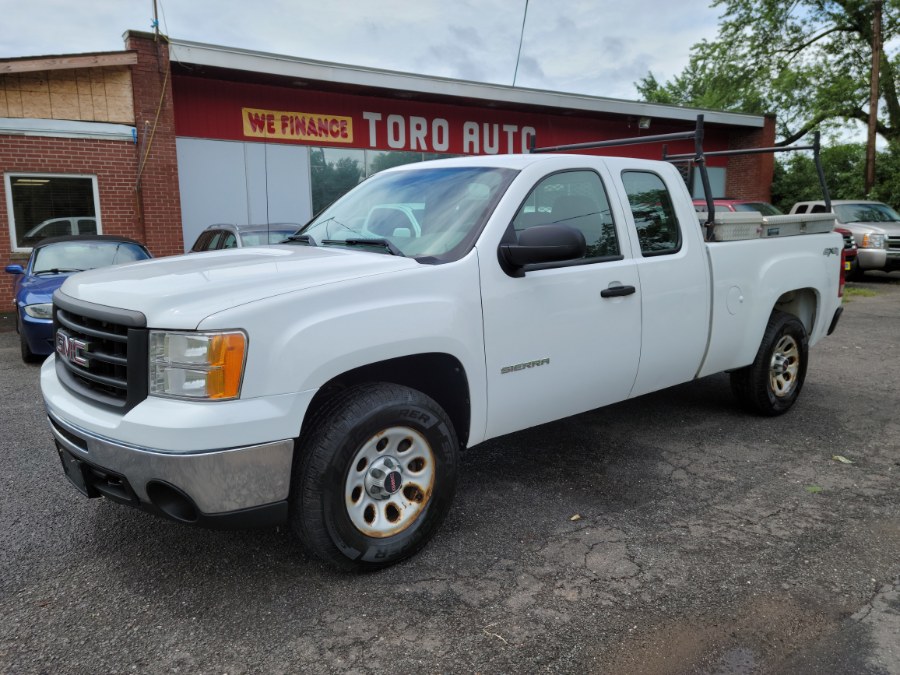 2010 GMC Sierra 1500 4WD Ext Cab, available for sale in East Windsor, Connecticut | Toro Auto. East Windsor, Connecticut