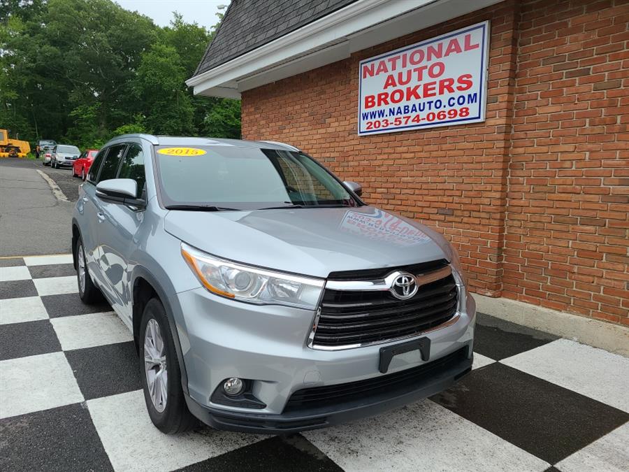 2015 Toyota Highlander AWD 4dr V6 XLE, available for sale in Waterbury, Connecticut | National Auto Brokers, Inc.. Waterbury, Connecticut