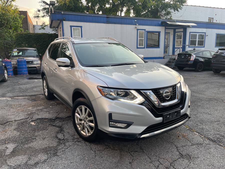 2017 Nissan Rogue SV AWD's photo