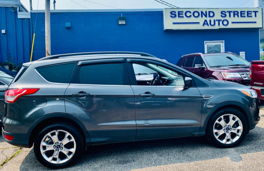 2015 Ford Escape 4WD 4dr SE, available for sale in Manchester, New Hampshire | Second Street Auto Sales Inc. Manchester, New Hampshire