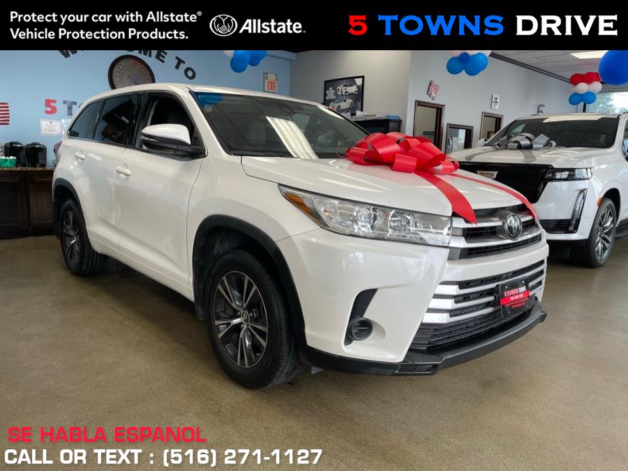 2018 Toyota Highlander LE V6 PLUS, available for sale in Inwood, New York | 5 Towns Drive. Inwood, New York