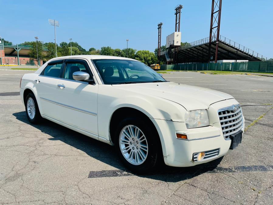 2010 Chrysler 300 4dr Sdn Touring RWD, available for sale in New Britain, Connecticut | Supreme Automotive. New Britain, Connecticut