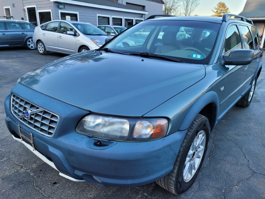 2002 Volvo V70 XC AWD A SR 5dr Wgn AWD Turbo w/SR, available for sale in Auburn, New Hampshire | ODA Auto Precision LLC. Auburn, New Hampshire