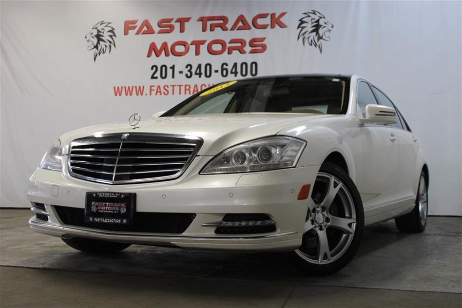 2013 Mercedes-benz s 550 4MATIC, available for sale in Paterson, New Jersey | Fast Track Motors. Paterson, New Jersey