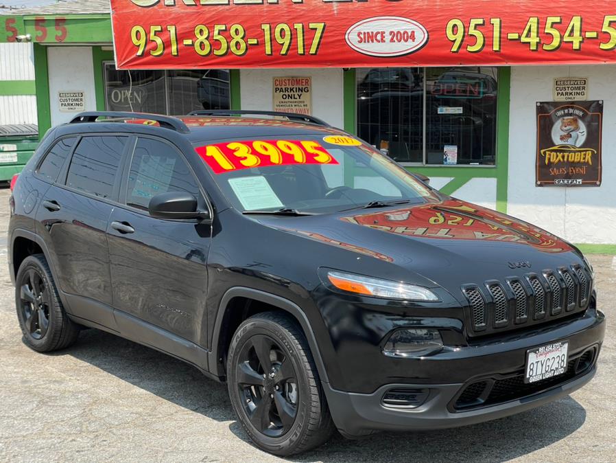2017 Jeep Cherokee Altitude FWD *Ltd Avail*, available for sale in Corona, California | Green Light Auto. Corona, California