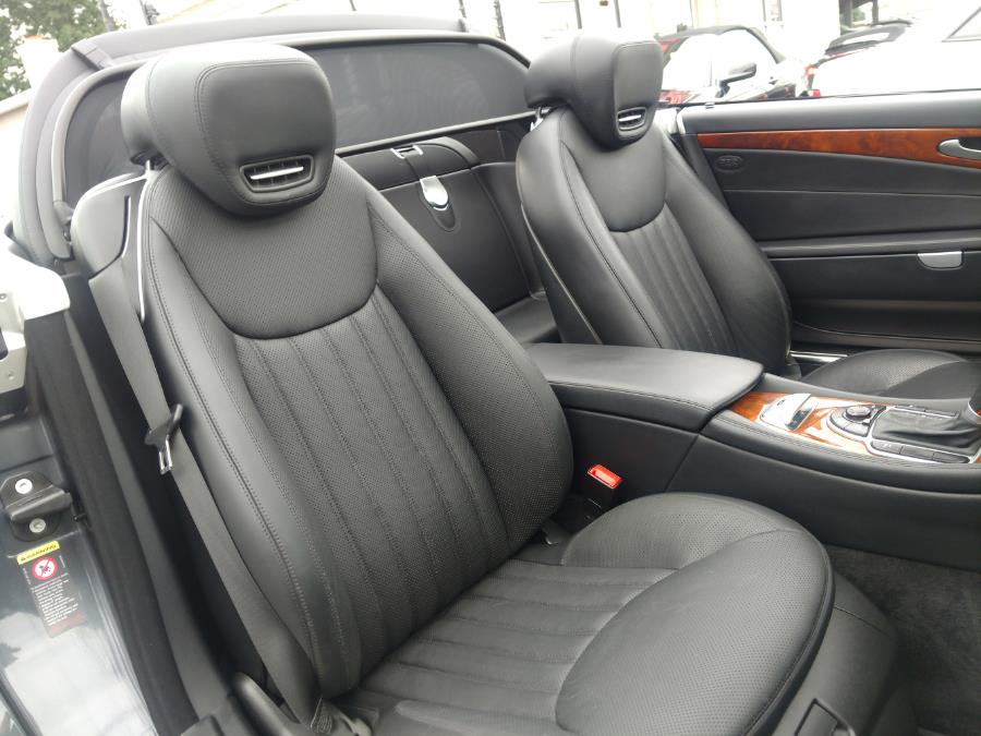 2009 Mercedes-Benz SL-Class SL550 - Photo 8