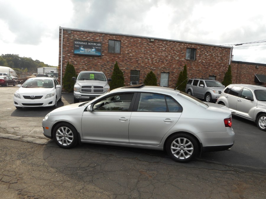 2010 Volkswagen Jetta Sedan 4dr Manual SE PZEV *Ltd Avail*, available for sale in Newington, Connecticut | Wholesale Motorcars LLC. Newington, Connecticut