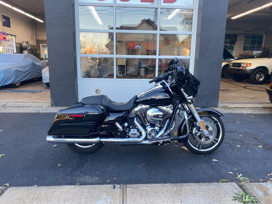 Used 2014 Harley Davidson Street Glide in Milford, Connecticut | Village Auto Sales. Milford, Connecticut