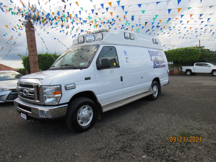 2009 Ford Econoline Cargo Van E-350 Super Duty Ext Commercial, available for sale in San Francisco de Macoris Rd, Dominican Republic | Hilario Auto Import. San Francisco de Macoris Rd, Dominican Republic