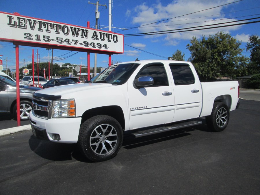 2011 Chevrolet Silverado 1500 4WD Crew Cab 143.5" LT, available for sale in Levittown, Pennsylvania | Levittown Auto. Levittown, Pennsylvania