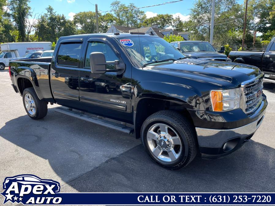 2014 GMC Sierra 2500HD 4WD Crew Cab 153.7" SLT, available for sale in Selden, New York | Apex Auto. Selden, New York