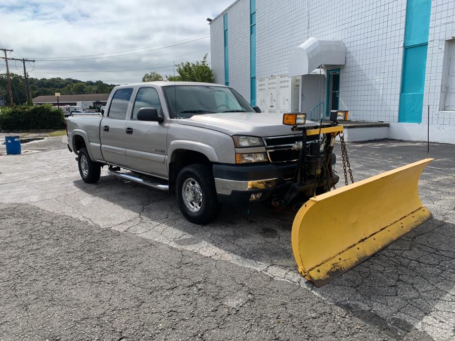 2006 Chevrolet Silverado 2500HD LT, available for sale in Milford, Connecticut | Dealertown Auto Wholesalers. Milford, Connecticut