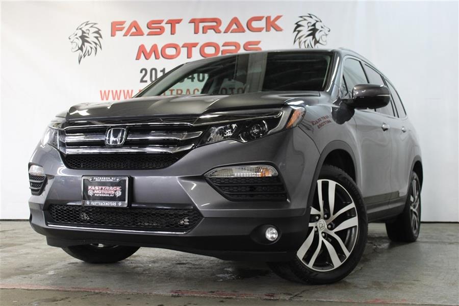 2017 Honda Pilot TOURING, available for sale in Paterson, New Jersey | Fast Track Motors. Paterson, New Jersey