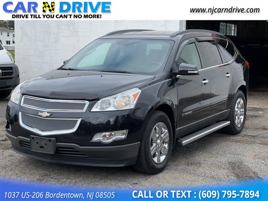 2009 Chevrolet Traverse LT1 FWD, available for sale in Burlington, New Jersey | Car N Drive. Burlington, New Jersey
