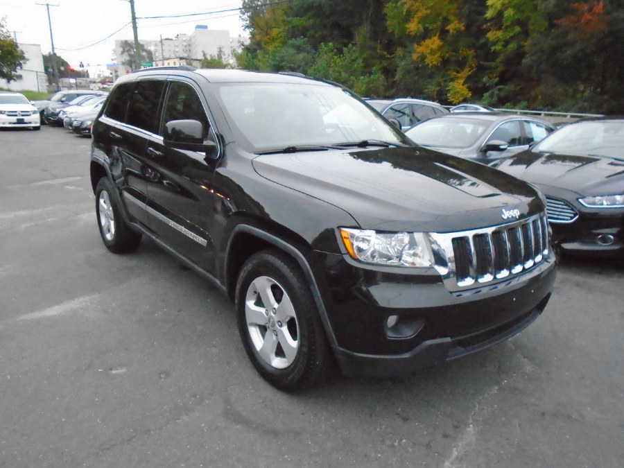 2011 Jeep Grand Cherokee 4WD 4dr Laredo, available for sale in Waterbury, Connecticut | Jim Juliani Motors. Waterbury, Connecticut