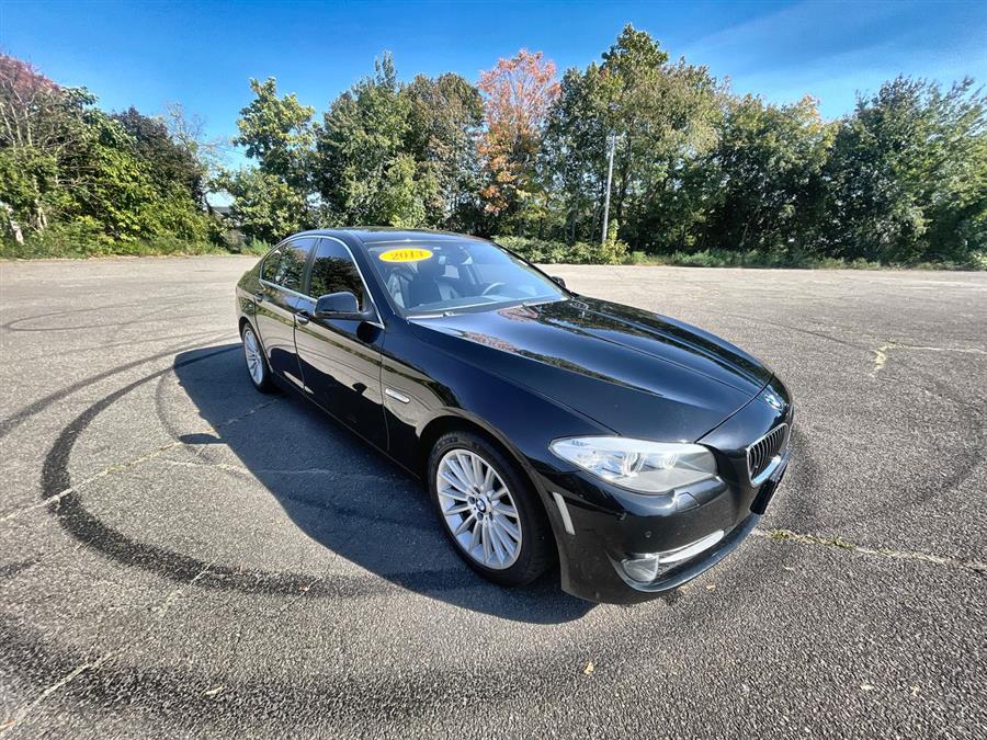 2013 BMW 5 Series 4dr Sdn 535i xDrive AWD, available for sale in Stratford, Connecticut | Wiz Leasing Inc. Stratford, Connecticut