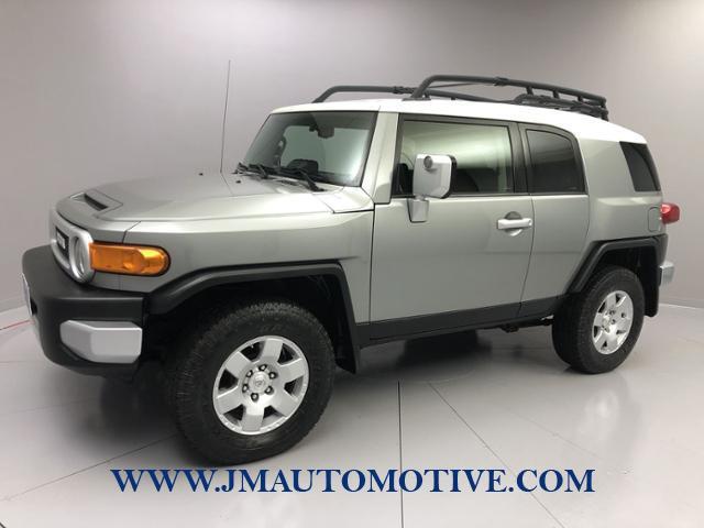 2010 Toyota Fj Cruiser 4WD 4dr Auto, available for sale in Naugatuck, Connecticut | J&M Automotive Sls&Svc LLC. Naugatuck, Connecticut