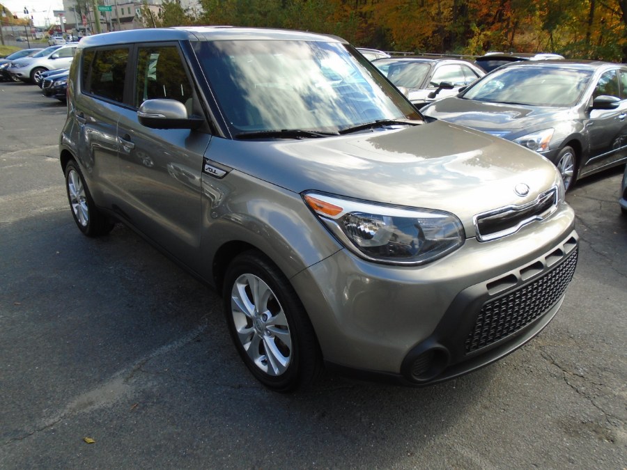 2014 Kia Soul 5dr Wgn Auto +, available for sale in Waterbury, Connecticut | Jim Juliani Motors. Waterbury, Connecticut