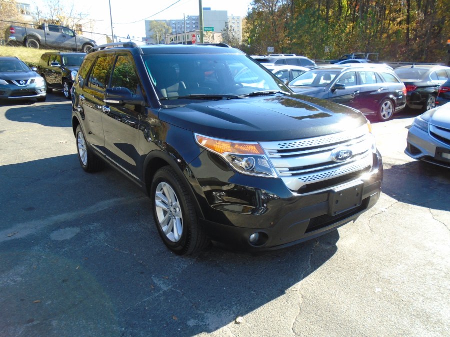 2015 Ford Explorer 4WD 4dr XLT, available for sale in Waterbury, Connecticut | Jim Juliani Motors. Waterbury, Connecticut