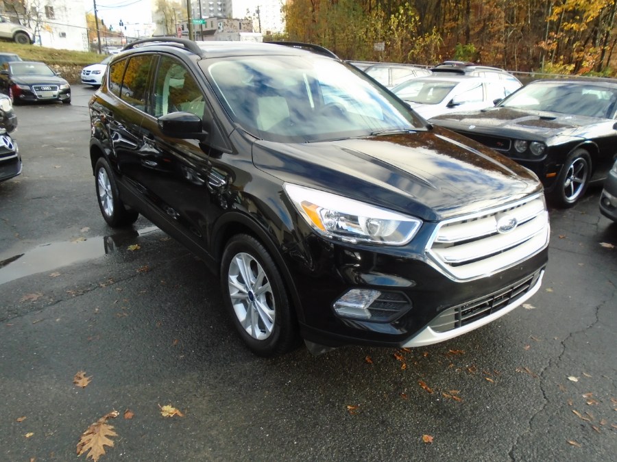 2018 Ford Escape SE FWD, available for sale in Waterbury, Connecticut | Jim Juliani Motors. Waterbury, Connecticut