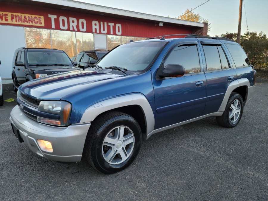 2005 Chevrolet TrailBlazer LT 4WD Leather & Sunroof, available for sale in East Windsor, Connecticut | Toro Auto. East Windsor, Connecticut