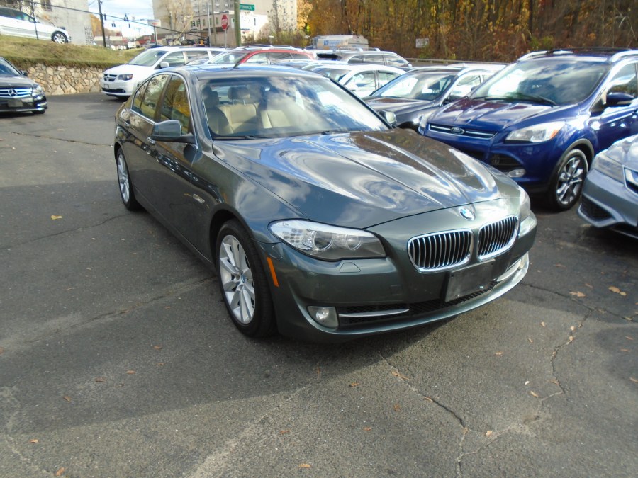 2013 BMW 5 Series 4dr Sdn 528i xDrive AWD, available for sale in Waterbury, Connecticut | Jim Juliani Motors. Waterbury, Connecticut