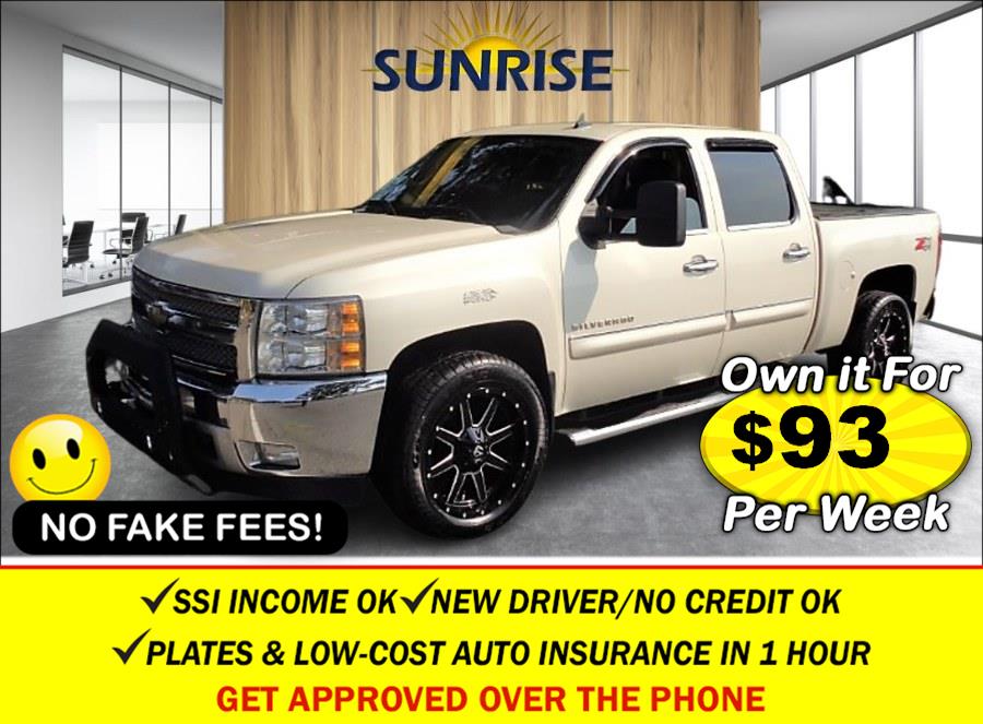 2013 Chevrolet Silverado 1500 4WD Crew Cab 143.5" LT, available for sale in Elmont, New York | Sunrise of Elmont. Elmont, New York