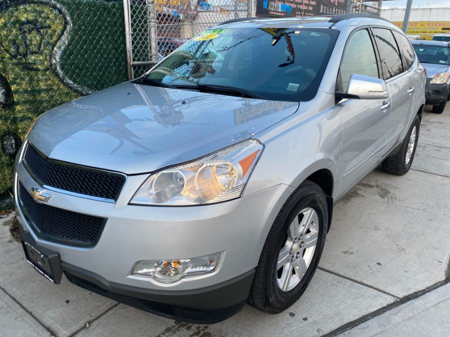 2012 Chevrolet Traverse FWD 4dr LT w/1LT, available for sale in Middle Village, New York | Middle Village Motors . Middle Village, New York