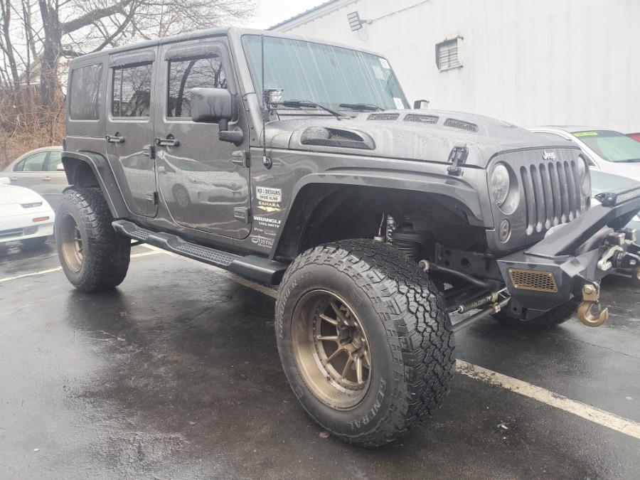 2014 Jeep Wrangler Sahara's photo