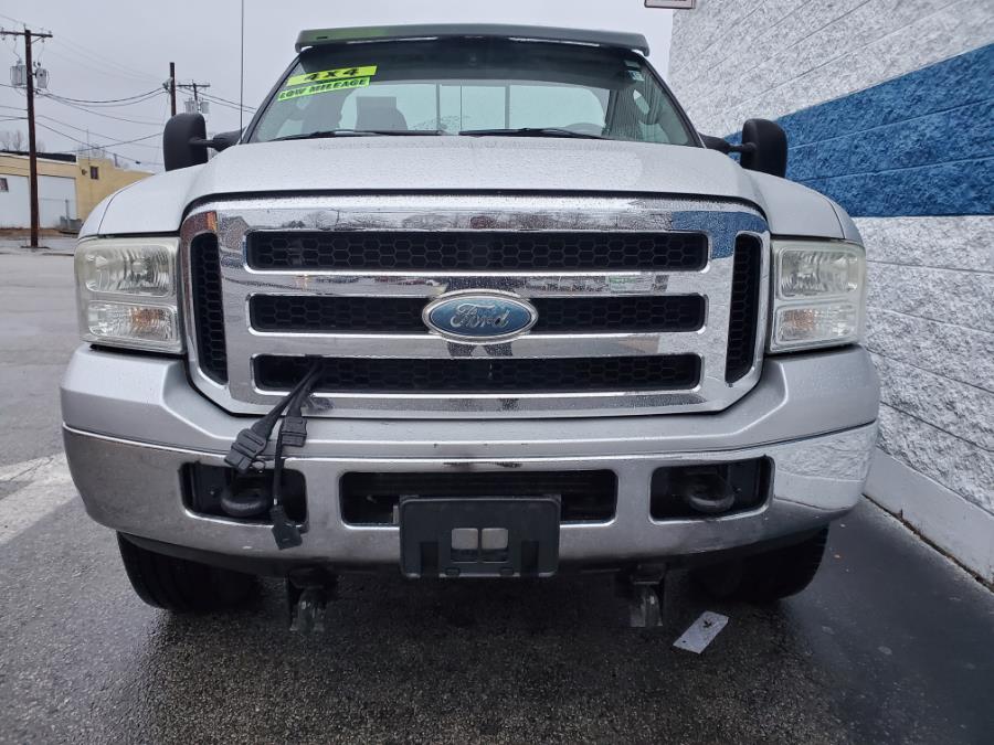 2006 Ford F-350 XL 4x4 Regular Cab 137-In SRW's photo