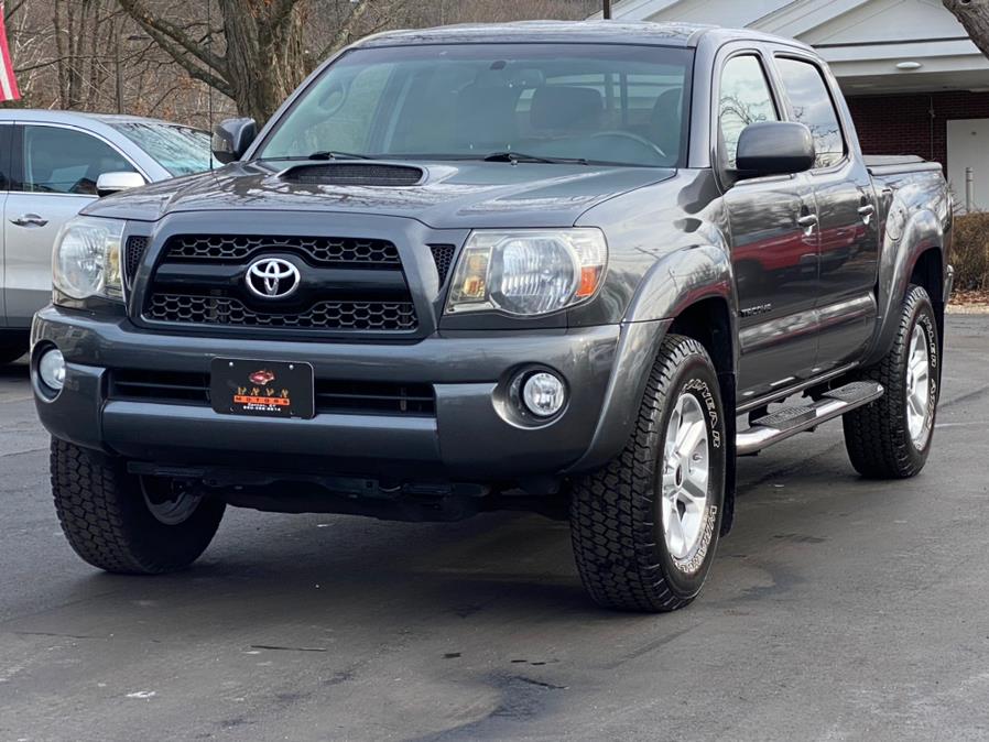 Used Toyota tacoma 