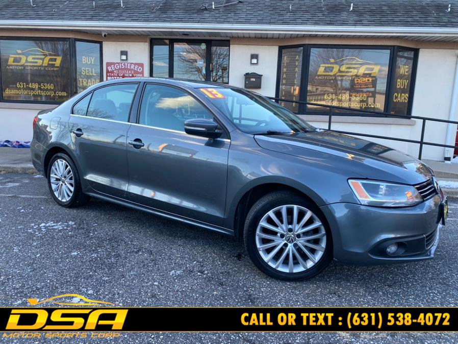 2013 Volkswagen Jetta Sedan 4dr Auto SEL w/Nav PZEV, available for sale in Commack, New York | DSA Motor Sports Corp. Commack, New York