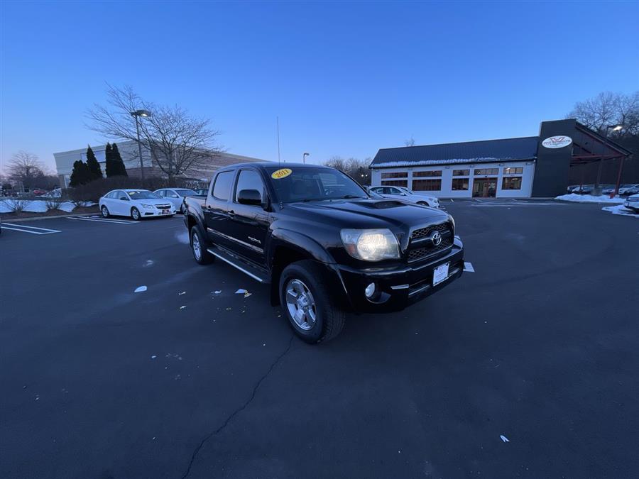 2011 Toyota Tacoma 2WD Double V6 AT PreRunner (Natl), available for sale in Stratford, Connecticut | Wiz Leasing Inc. Stratford, Connecticut