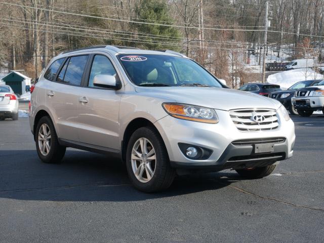 2011 Hyundai Santa Fe SE, available for sale in Canton, Connecticut | Canton Auto Exchange. Canton, Connecticut