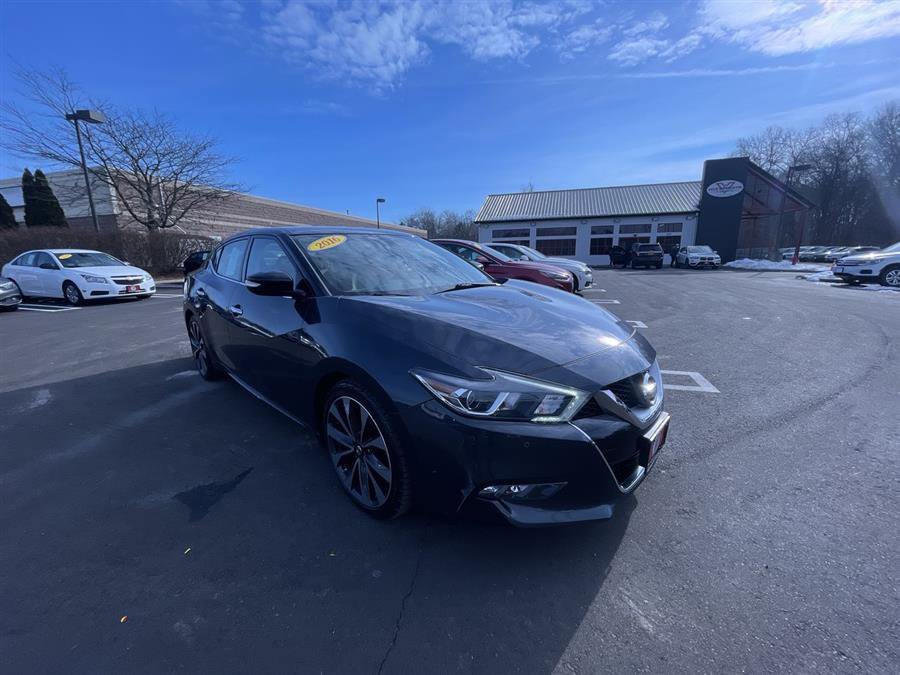 2016 Nissan Maxima 4dr Sdn 3.5 SV, available for sale in Stratford, Connecticut | Wiz Leasing Inc. Stratford, Connecticut