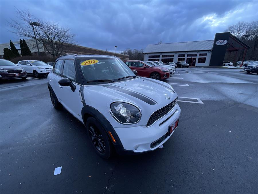 2012 MINI Cooper Countryman AWD 4dr S ALL4, available for sale in Stratford, Connecticut | Wiz Leasing Inc. Stratford, Connecticut
