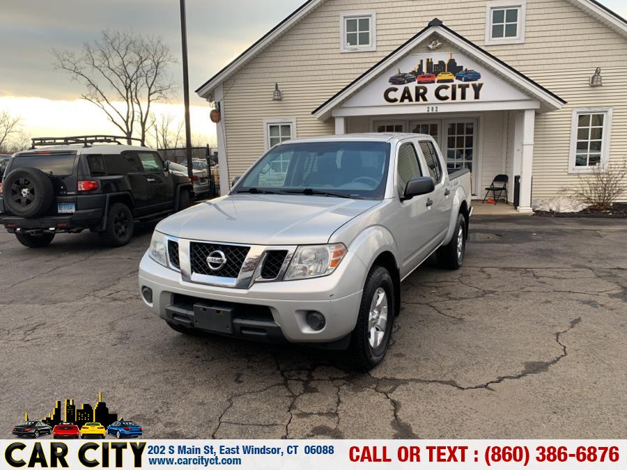 2012 Nissan Frontier 4WD Crew Cab SWB Auto SV, available for sale in East Windsor, Connecticut | Car City LLC. East Windsor, Connecticut