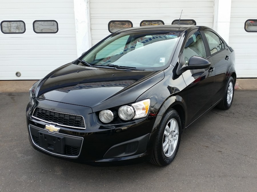2012 Chevrolet Sonic 4dr Sdn 2LS, available for sale in Berlin, Connecticut | Action Automotive. Berlin, Connecticut