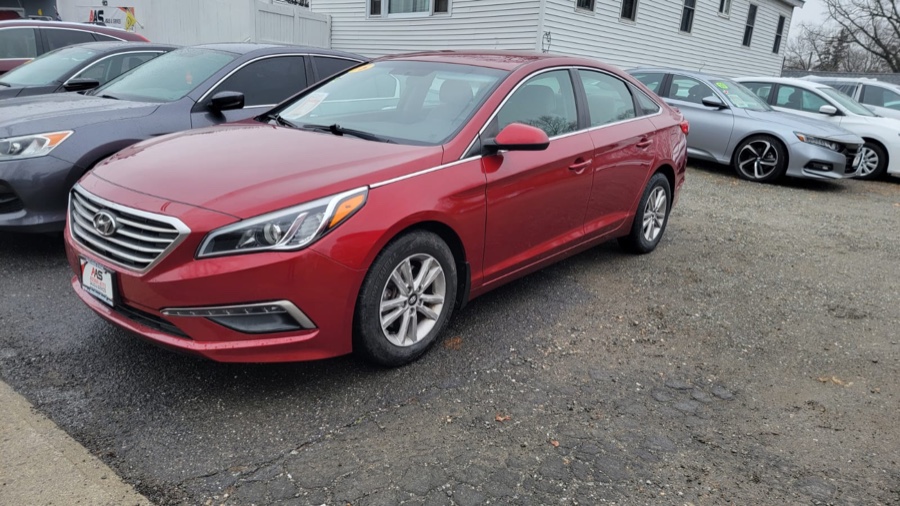 2015 Hyundai Sonata 4dr Sdn 2.4L SE, available for sale in Hamden, Connecticut | Adonai Auto Sales LLC. Hamden, Connecticut