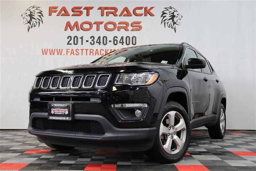 2018 Jeep Compass LATITUDE, available for sale in Paterson, New Jersey | Fast Track Motors. Paterson, New Jersey