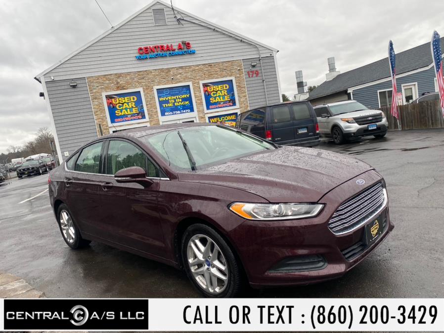 2013 Ford Fusion 4dr Sdn SE FWD, available for sale in East Windsor, Connecticut | Central A/S LLC. East Windsor, Connecticut