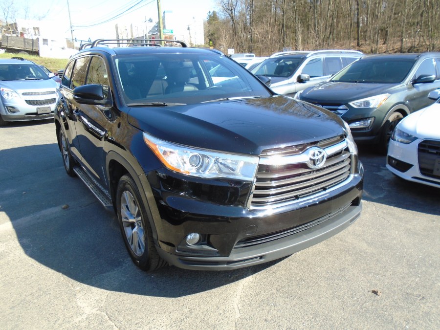 2014 Toyota Highlander AWD 4dr V6 XLE (Natl), available for sale in Waterbury, Connecticut | Jim Juliani Motors. Waterbury, Connecticut