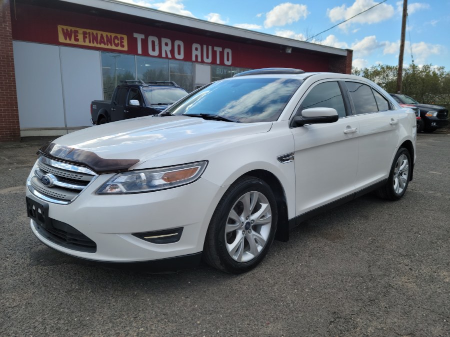 2010 Ford Taurus 4dr Sdn SEL Leather & Sunroof, available for sale in East Windsor, Connecticut | Toro Auto. East Windsor, Connecticut