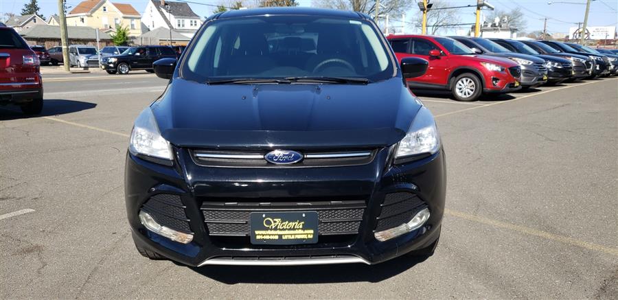 2016 Ford Escape SE 4WD 4dr SE, available for sale in Little Ferry, New Jersey | Victoria Preowned Autos Inc. Little Ferry, New Jersey