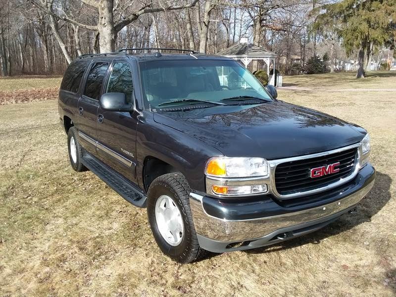 2004 GMC Yukon XL 4dr 1500 4WD SLT, available for sale in Plainville, Connecticut | Choice Group LLC Choice Motor Car. Plainville, Connecticut
