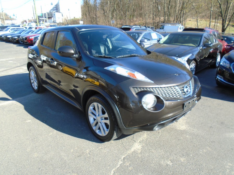 2013 Nissan JUKE 5dr Wgn CVT SL AWD, available for sale in Waterbury, Connecticut | Jim Juliani Motors. Waterbury, Connecticut