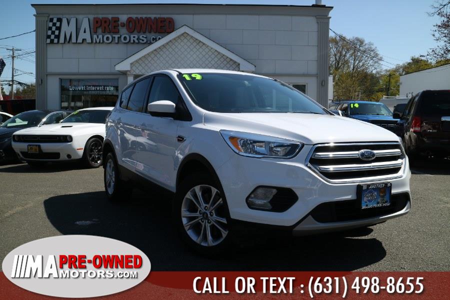 2019 Ford Escape SE 4WD, available for sale in Huntington Station, New York | M & A Motors. Huntington Station, New York