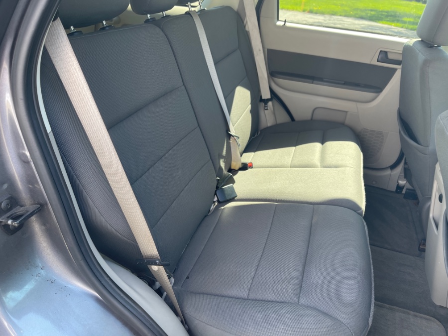 2009 Ford Escape XLT - Photo 18