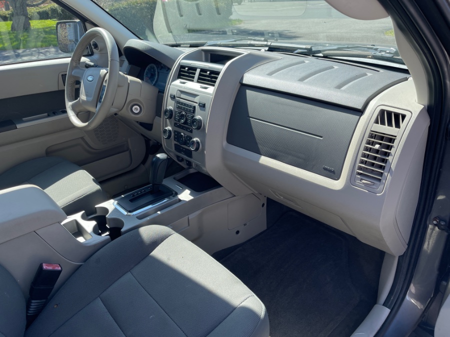 2009 Ford Escape XLT - Photo 22
